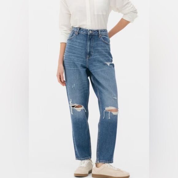 Primark Blue Relaxed Mom Jeans High Rise with Distressed Details - Picture 3 of 16